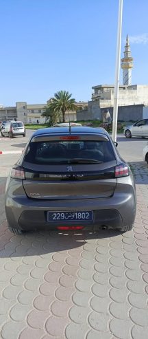 Vue-arriere-Peugeot-208-essence-disponible-Msaken-Sousse