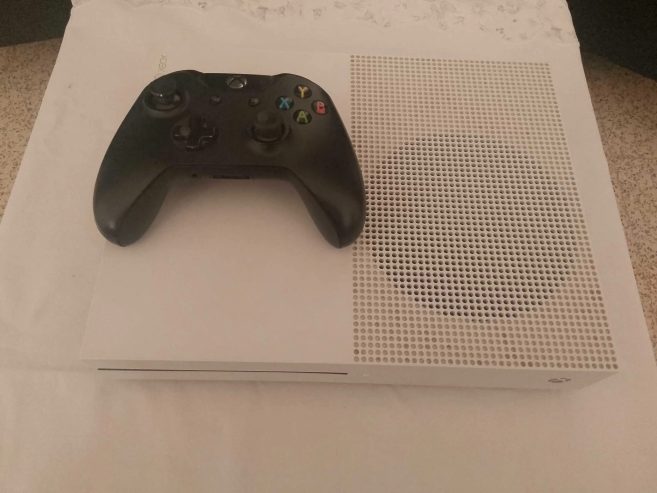 Xbox-One-1To-a-vendre-en-Tunisie