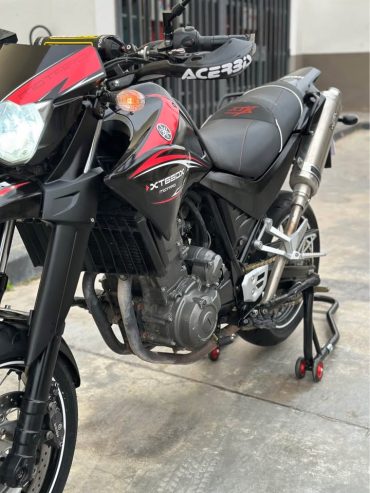 Yamaha-TMAX-500-a-vendre-Ariana-scooter-sportif-serie-22-Tunisie