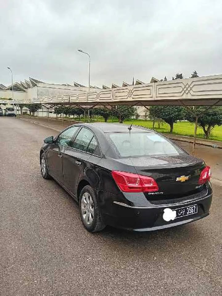 chevrolet-cruze-prix-35000-dt-a-vendre