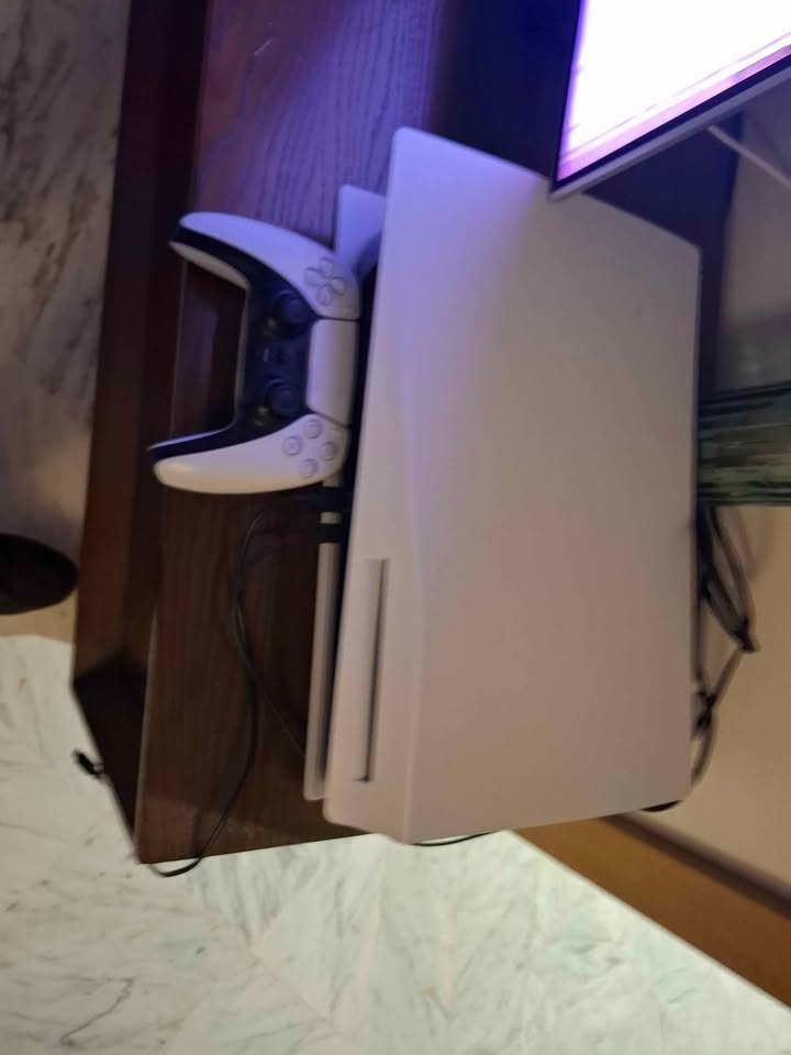 console-playstation-5-bon-etat-prix-1300dt-tunisie