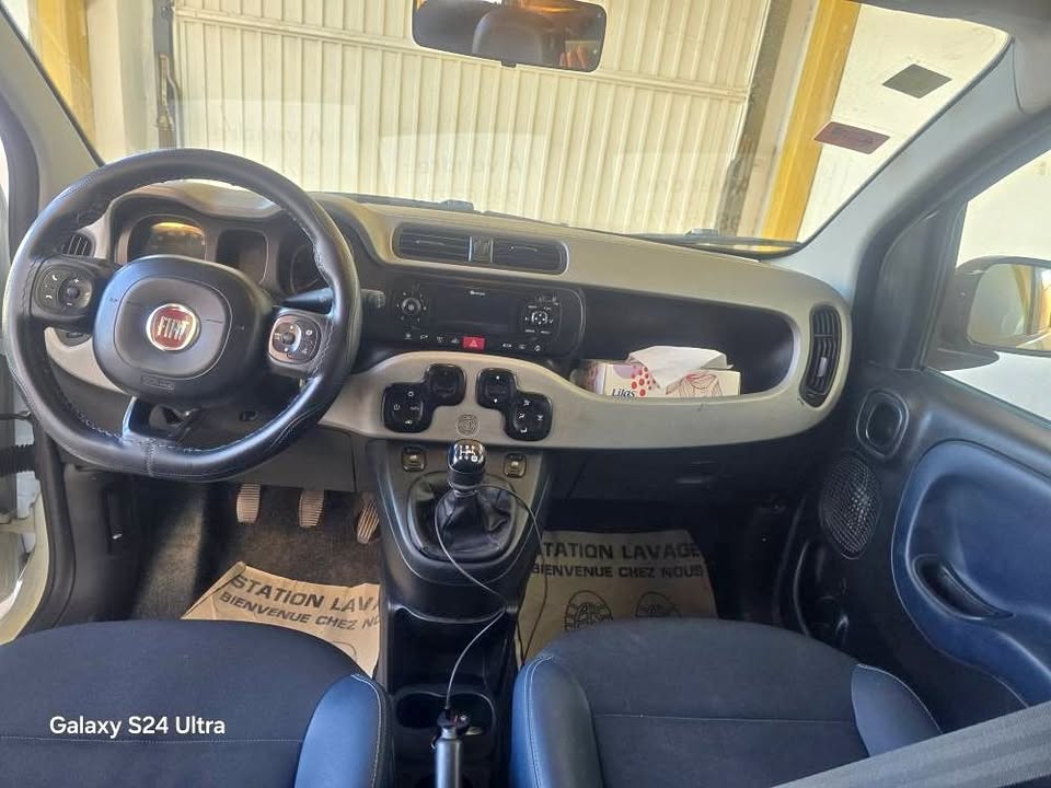 fiat-panda-cross-2023-essence-a-vendre-gabes