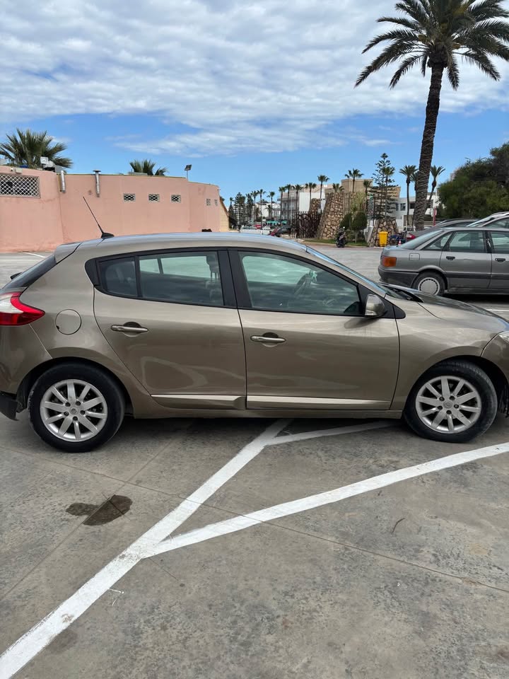 jantes-aluminium-megane-3-2010-essence-compact-fiable-tunisie
