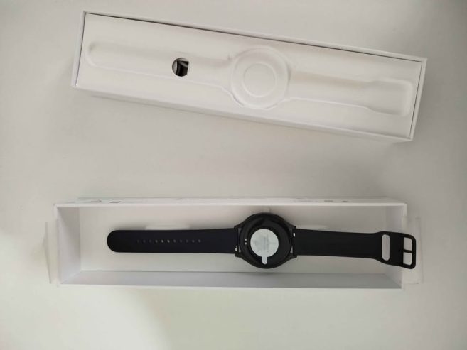 montre-connectee-xiaomi-450dt