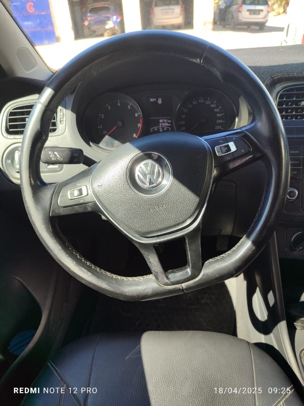 polo-4cv-essence-noir-occasion-98000-km-tunisie