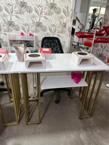 salon-de-coiffure-a-vendre-pres-de-magasin-aziza