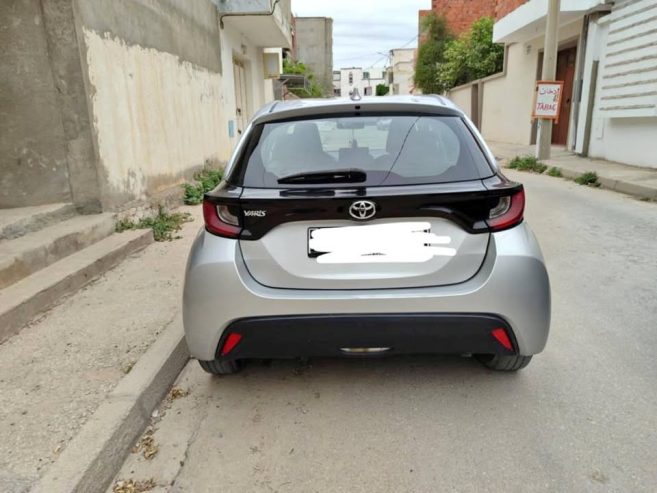 toyota-yaris-essence-2021-4cv-occasion-tunisie
