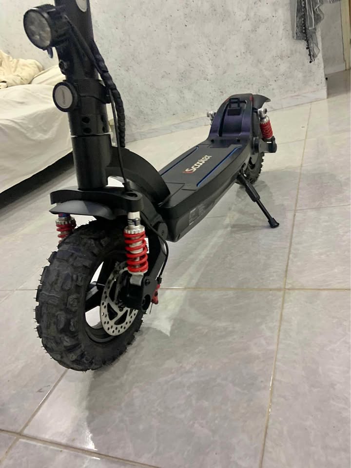 trottinette-electrique-iscooter-ix6-neuve-a-vendre-jammel