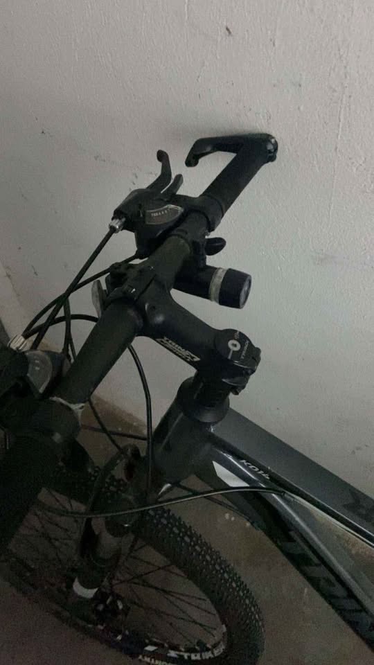 velo-trinx-noir-robuste-a-vendre-tunisie-450dt