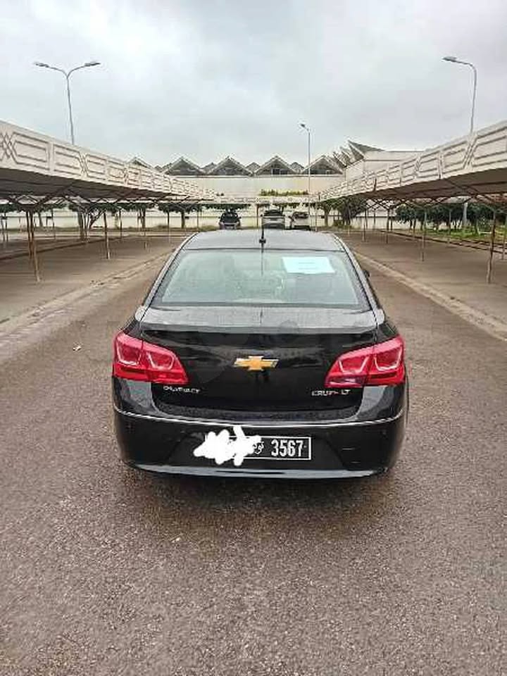 voiture-essence-manuelle-jamais-accidentee-tunis