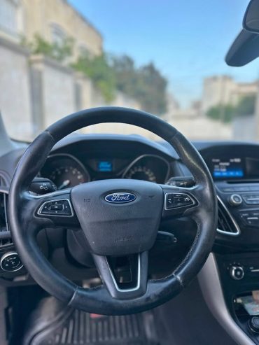 Ford-Focus-Titanium-2017-a-vendre-Bizerte-Tunisie