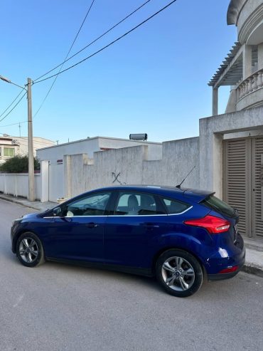 Ford-Focus-carnet-entretien-a-jour-Tunisie