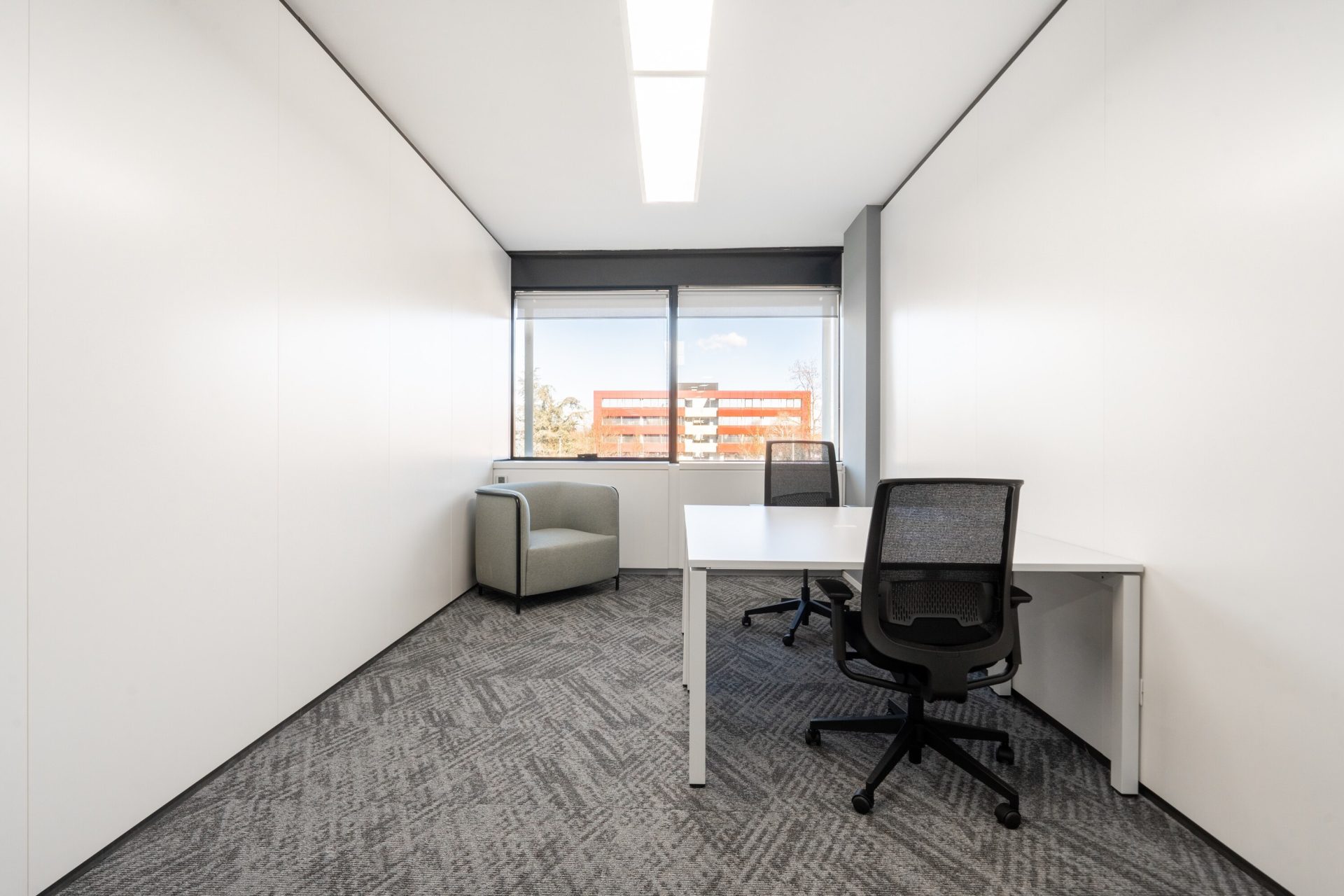 HQ-Cassina-De-Pecchi-5835-Milan-Italy-Small-Office