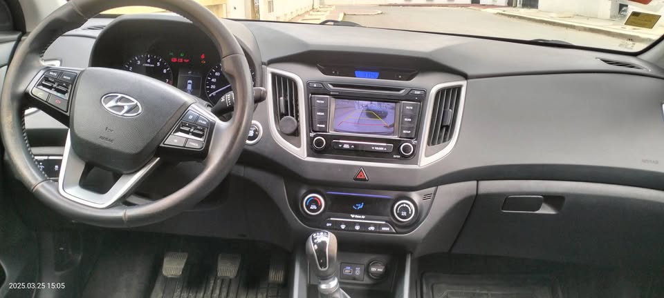 Tableau-de-bord-hyundai-creta-2018-essence-radar-camera-jantes-ezzahra
