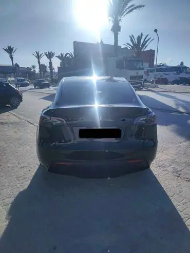 Tesla-Model-Y-importee-non-officielle-Tunisie