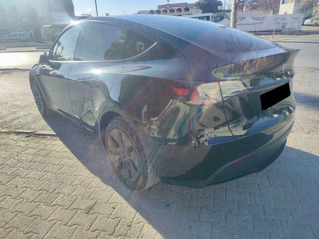 Tesla-electrique-a-vendre-Tunisie-prix-235-000-DT