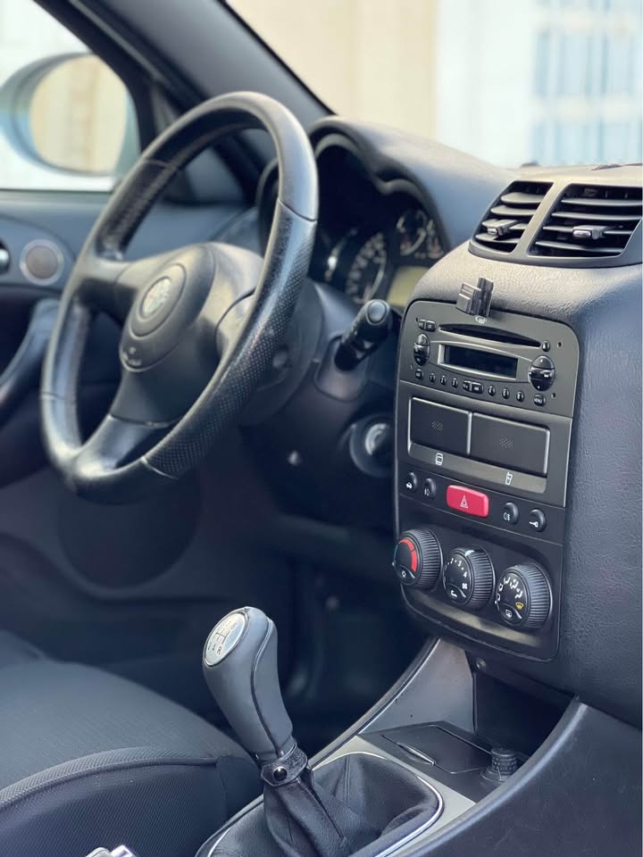 alfa-romeo-147-essence-twin-spark