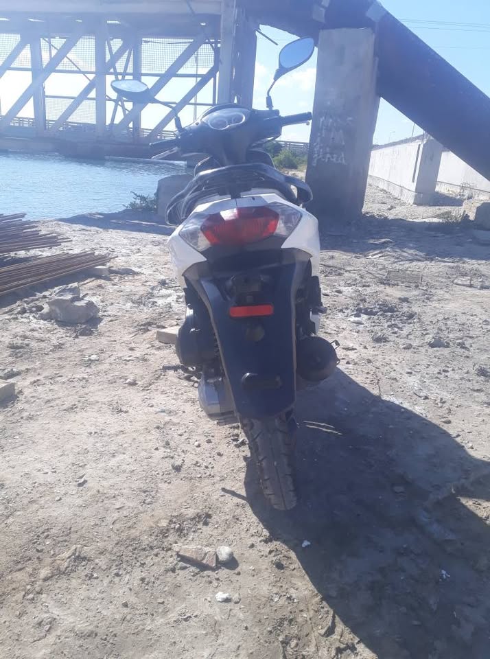 belville-peugeot-scooter-bon-etat
