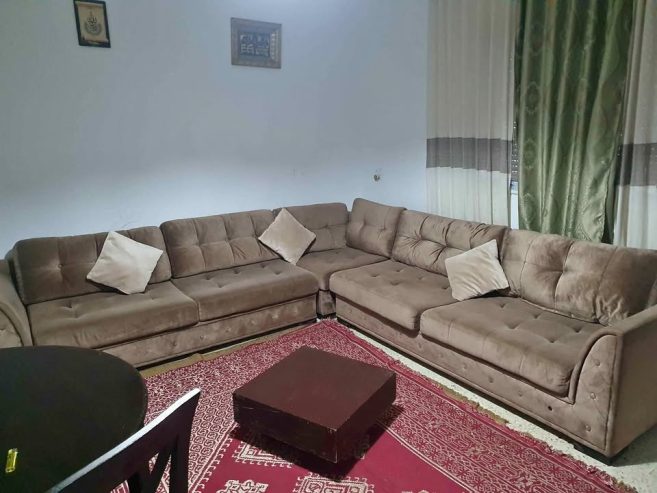 canape-dangle-marron-clair-capitonne-a-vendre-lac-2-tunisie-prix-380dt