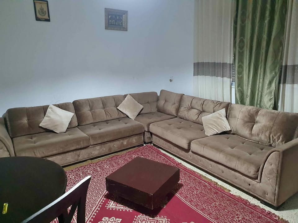 canape-dangle-marron-clair-capitonne-a-vendre-lac-2-tunisie-prix-380dt