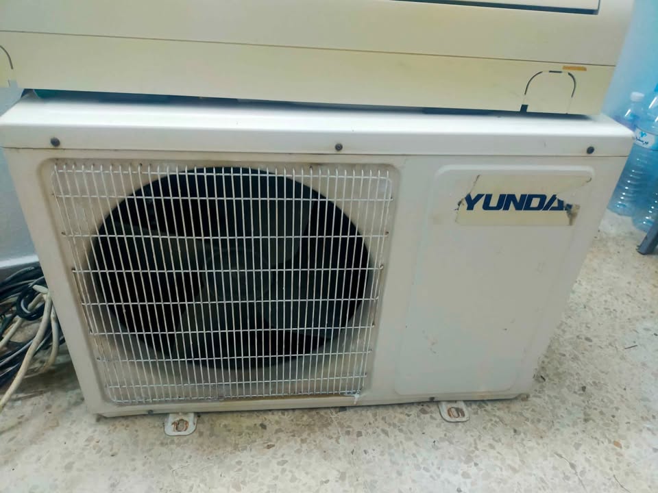 clim-hyundai-blanc-telecommande-ben-arous