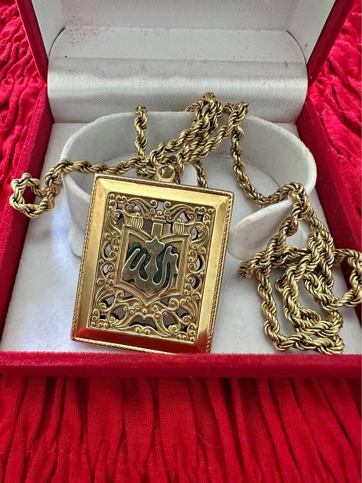 collier-or-18-carats-pendentif-22g-Tunis