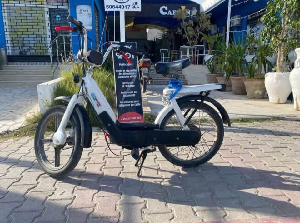 cyclomoteur-piaggio-ciao-vintage-tunisie