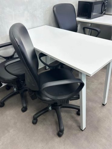 equipement-centre-dappel-cle-en-main-prix-14000dt-tunis-Table