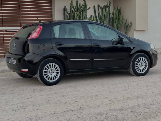fiat-grande-punto-economique-a-vendre-tunisie