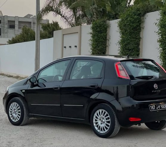 fiat-grande-punto-essence-toutes-options-tunisie