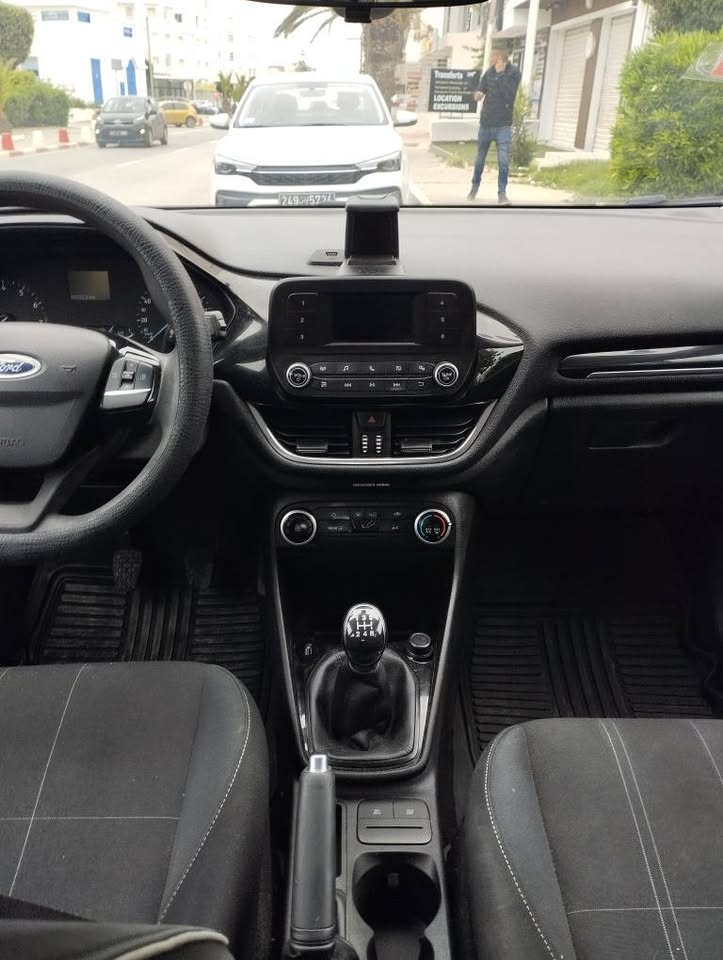 fiesta-voiture-propre-hammamet