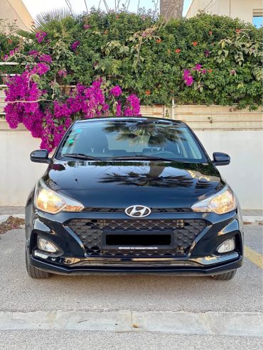 hyundai-i20-2020-essence-nabeul-37900dt