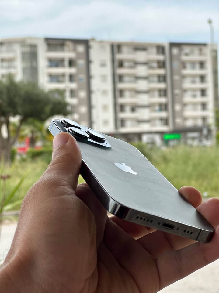 iphone-13-pro-etanche-avec-faceid