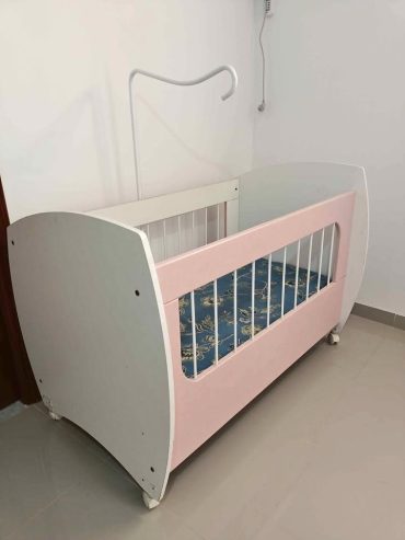 lit-bebe-en-bon-etat-a-vendre-Bouhsina-Sousse