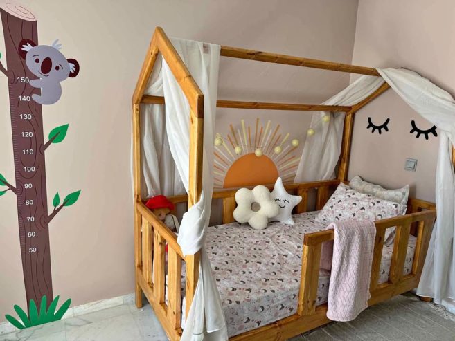 lit-cabane-bois-rouge-sur-mesure-megrine