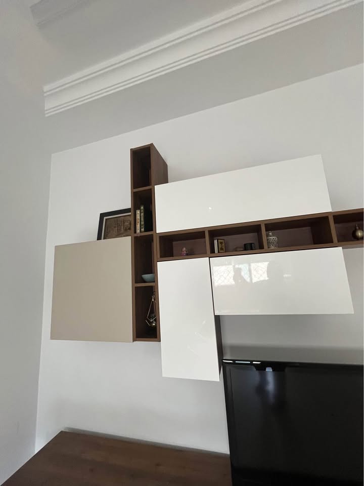 meuble-tv-mezghanni-bois-laque-el-aouina