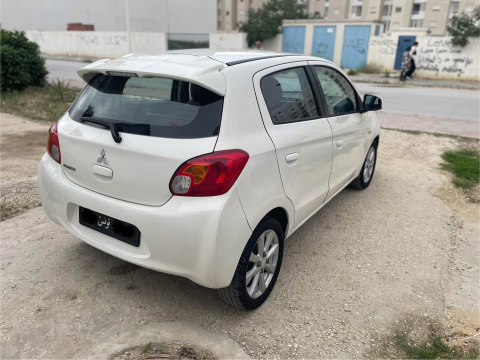 mitsubishi-mirage-ariana-contact-20900608