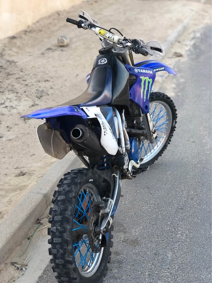 moto-cross-yamaha-wrf-enduro