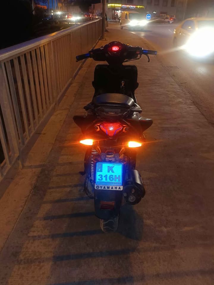 moto-scooter-yamaha-4t-tunisie