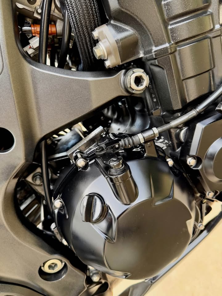 moto-z1000-serie5-22000km-tunisie