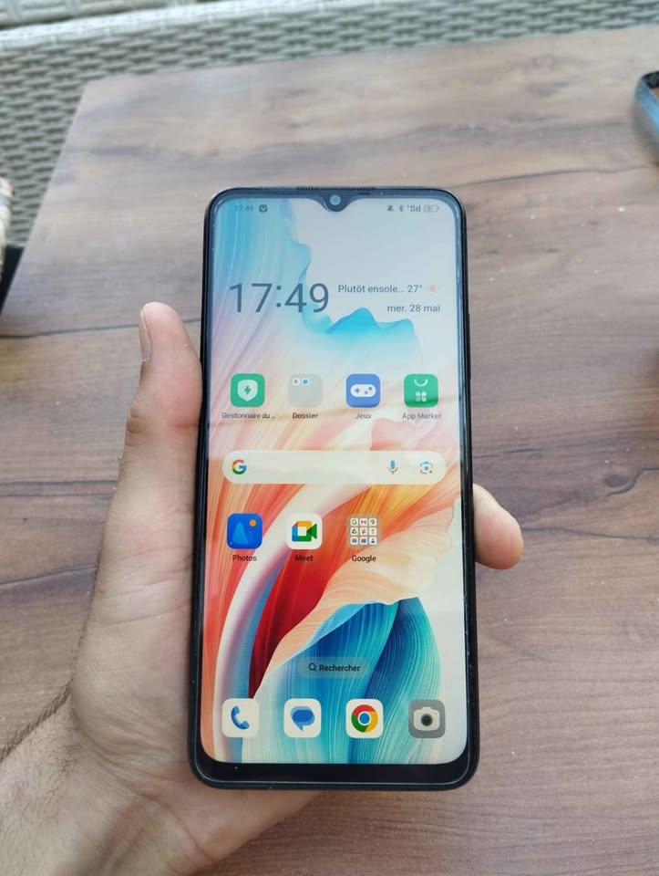 oppo-a18-noir-presque-neuf