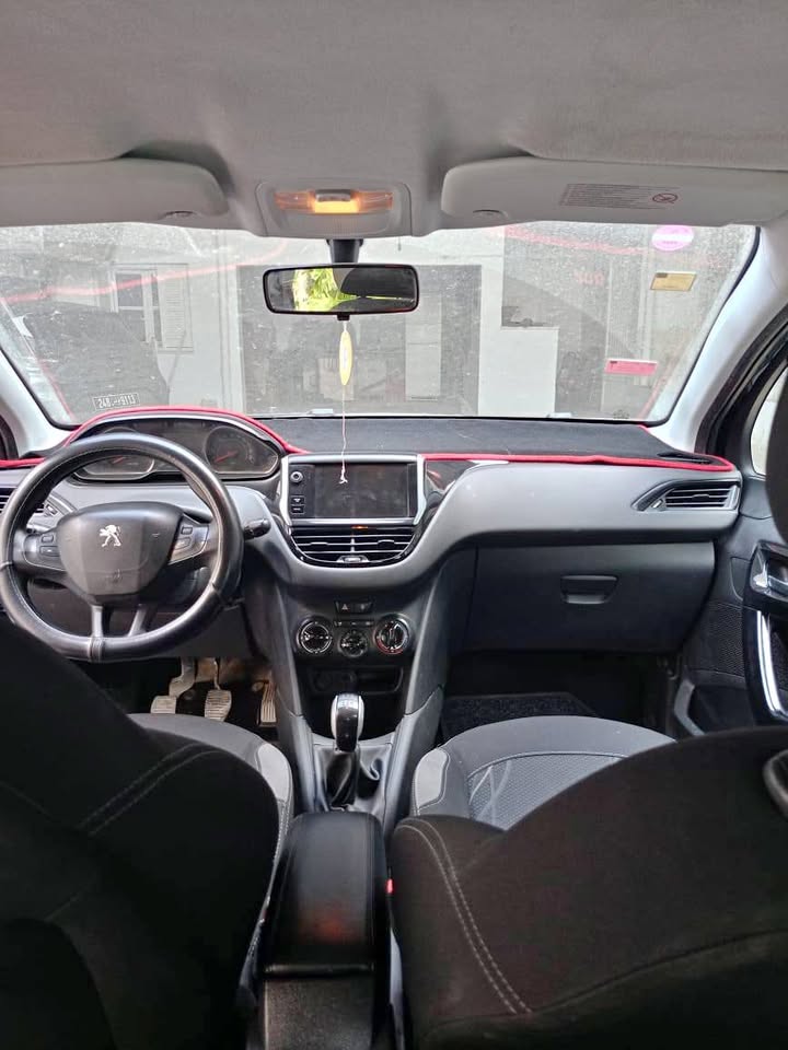 peugeot-208-2013-importee-ariana-26300dt