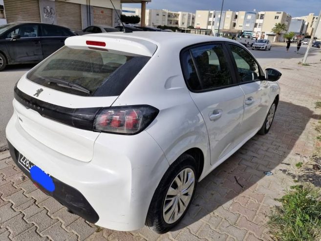 peugeot-208-entretien-a-jour-propre