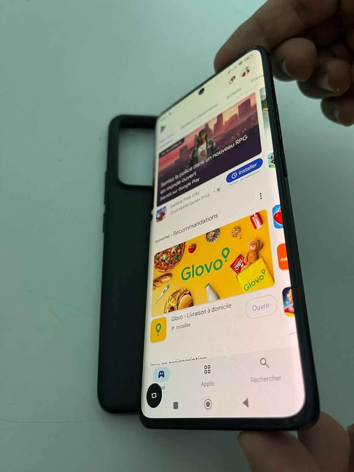 photo-smartphone-xiaomi-redmi-note-13-pro-plus-complet-accessoires-tunisie