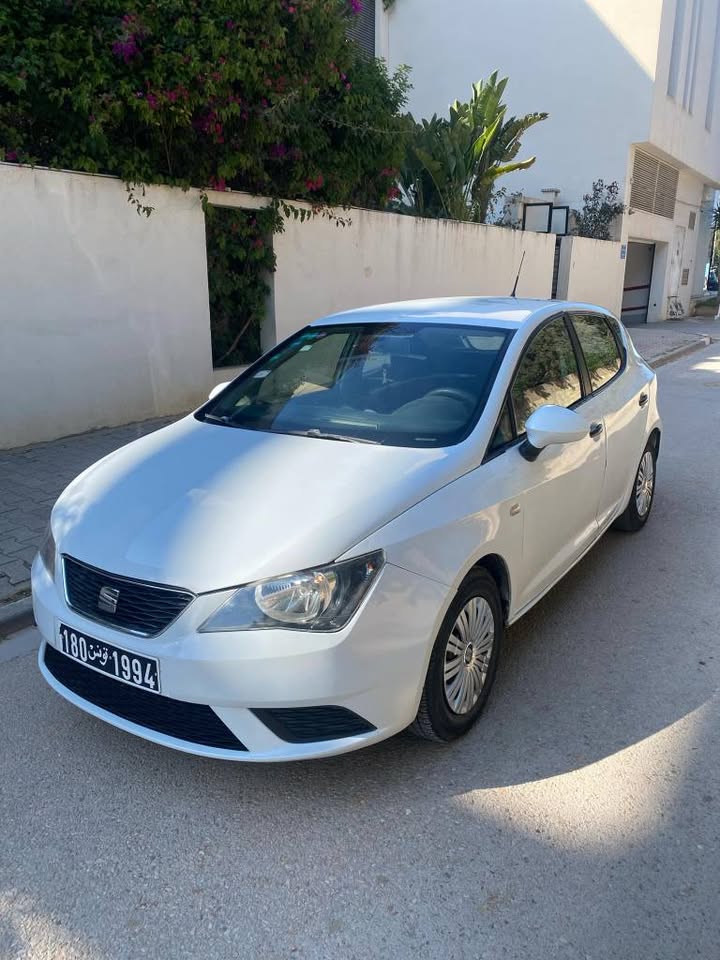 photo-voiture-seat-ibiza-2015-occasion-bon-etat-tunisie
