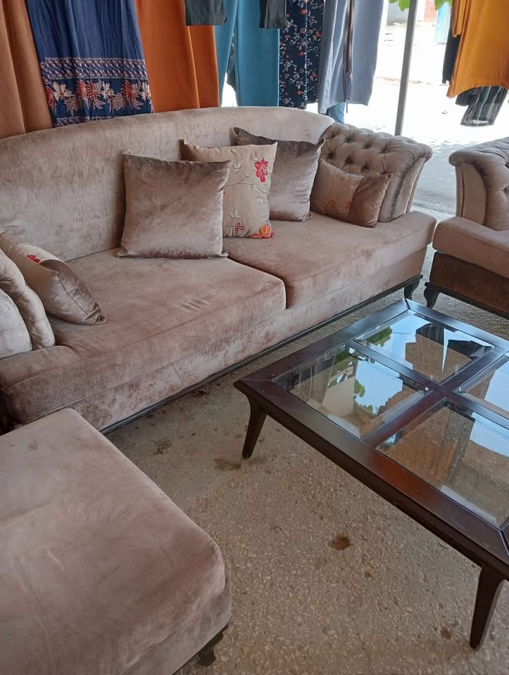 salon-3-pieces-a-vendre-Ben-Arous-bon-etat