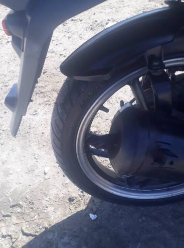scooter-125cc-peugeot-1650dt