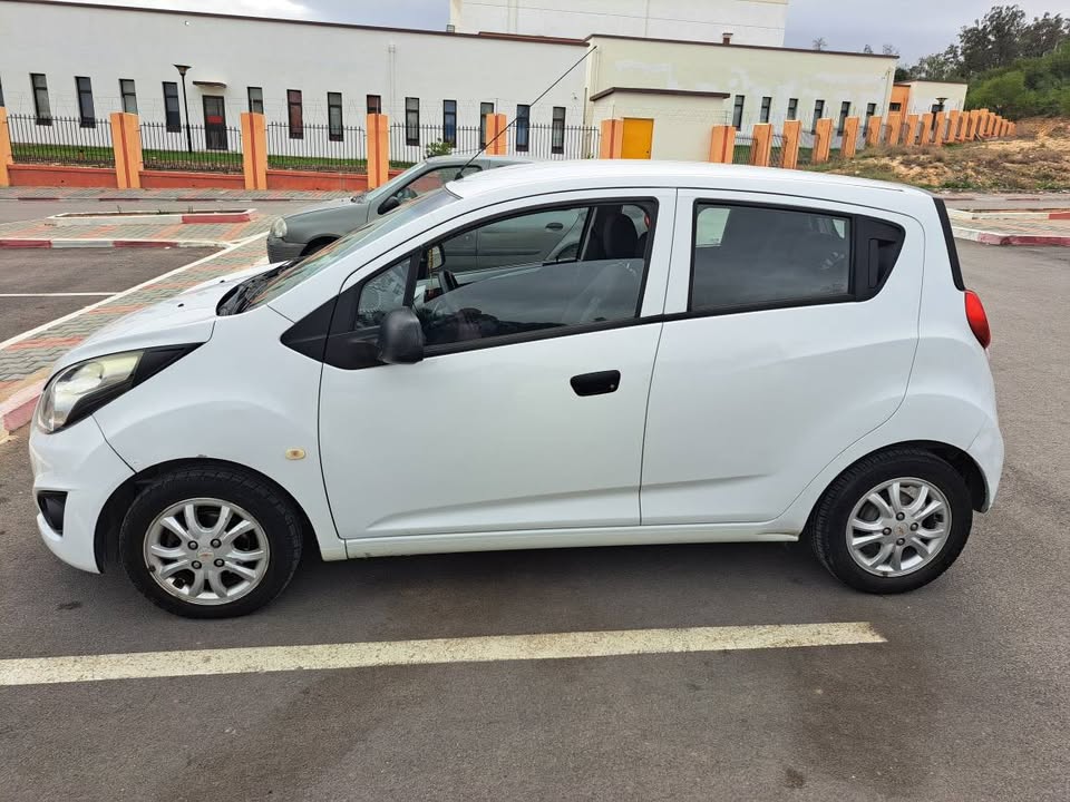 spark-chevrolet-android-abs-assiste