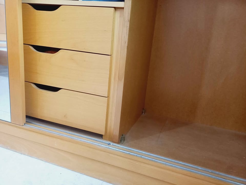 tables-nuit-assorties-chambre-bois
