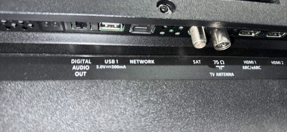 televiseur-Philips-43-pouces-HDMI-USB-Tunisie